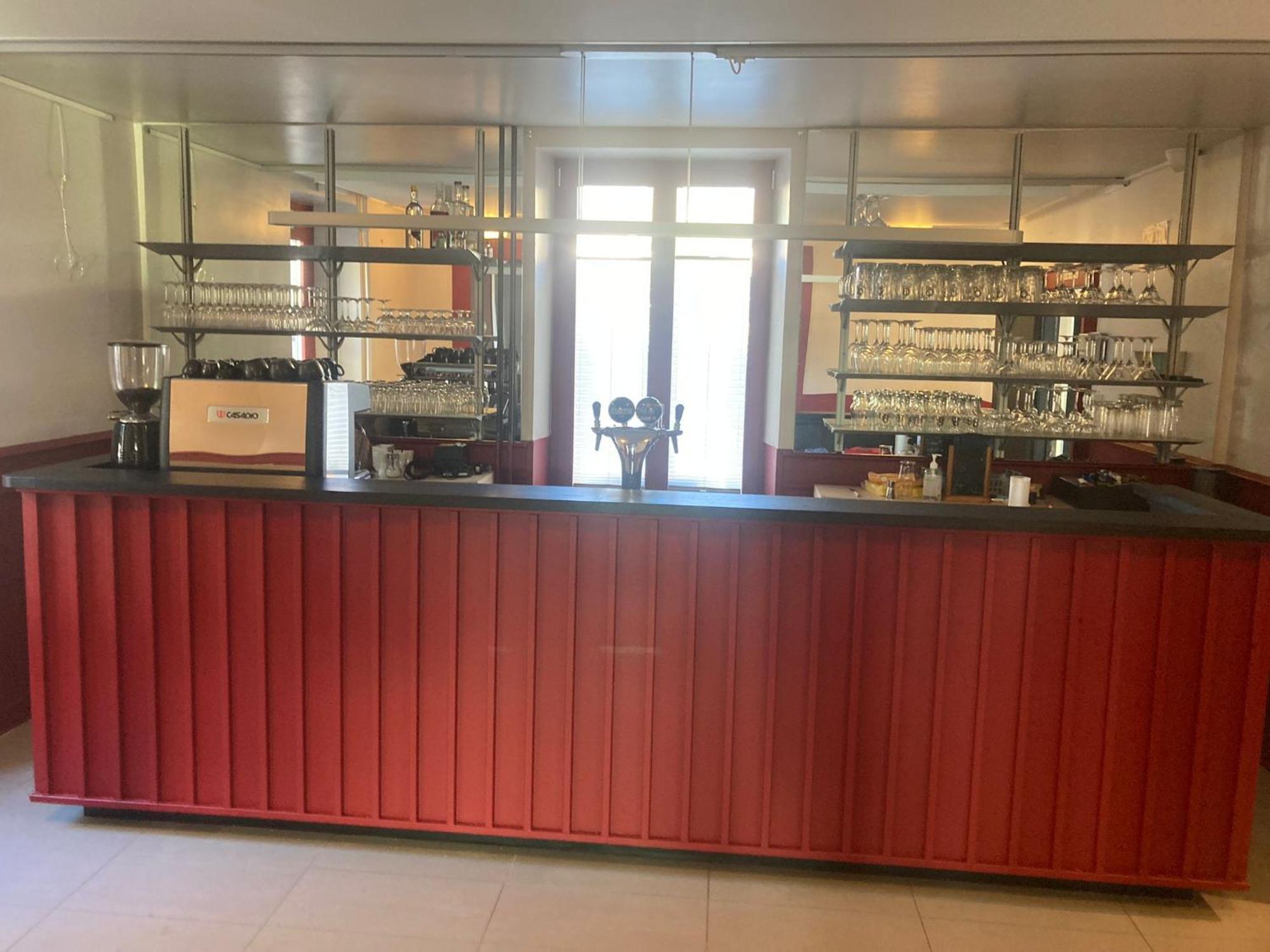 Au Boeuf Rouge Hotel Crassier Екстериор снимка